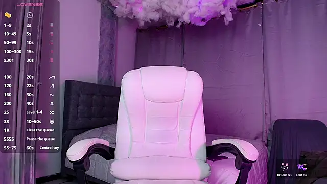 lylita2 online show from 11.27.25