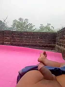 Snapshot of Tanker_95 chatting on 12.21.24 Tanker 95 online show from 12.21.24