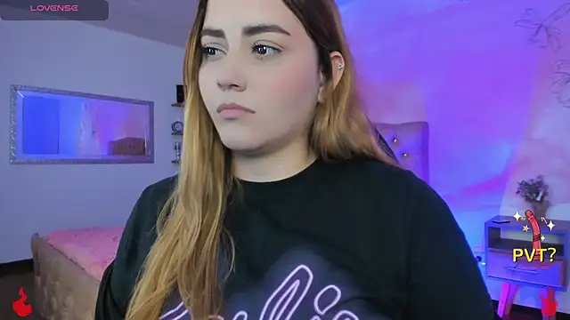 Lucia star   online show from 02.14.25