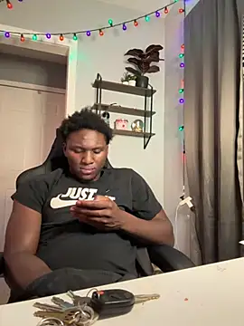 Festivitiesking1 online show from 11.14.25