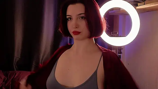 LisaVamp online show from 11.14.25