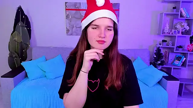 BonneyLove online show from 12.17.24