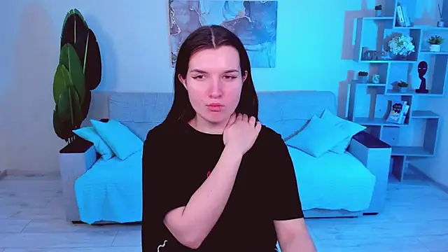 BonneyLove online show from 02.12.25