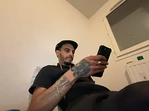 Rebeu313 online show from 10.16.25