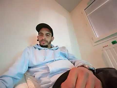 Rebeu313 online show from 10.19.25