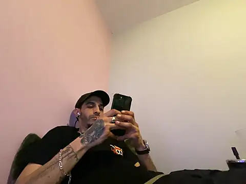 Rebeu313 online show from 02.10.26