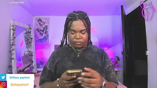 Snapshot of Alexa_paytom1 chatting on 01.11.25 Alexa paytom1 online show from 01.11.25