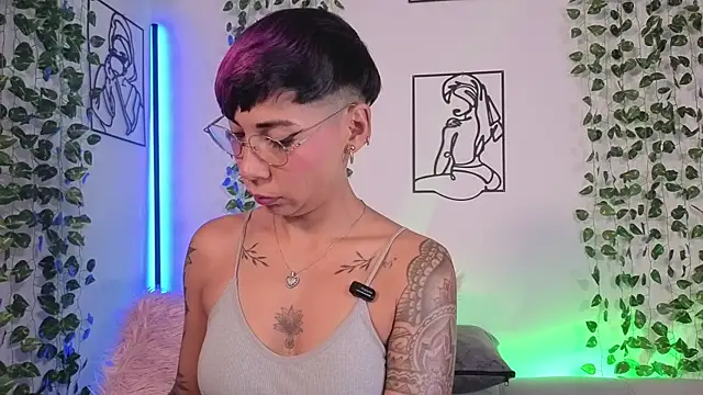 MiaMorgan  online show from 07.25.26