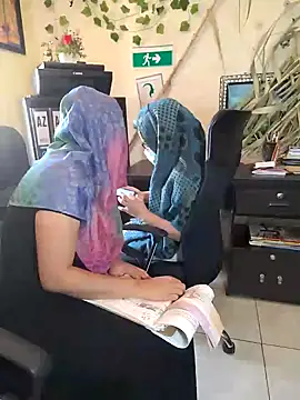 Snapshot of NAJWA-ARAB chatting on 12.03.24 NAJWA-ARAB online show from 12.03.24