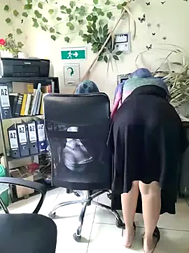 Snapshot of NAJWA-ARAB chatting on 02.06.25 NAJWA-ARAB online show from 02.06.25