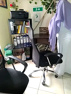 Snapshot of NAJWA-ARAB chatting on 02.25.25 NAJWA-ARAB online show from 02.25.25