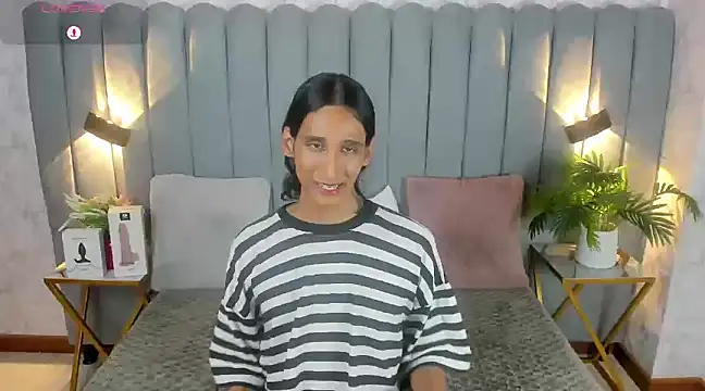 Snapshot of skyyfoxpraga chatting on 01.11.25 skyyfoxpraga online show from 01.11.25