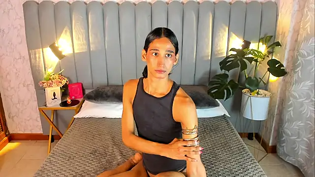 Snapshot of skyyfoxpraga chatting on 09.25.25 skyyfoxpraga online show from 09.25.25