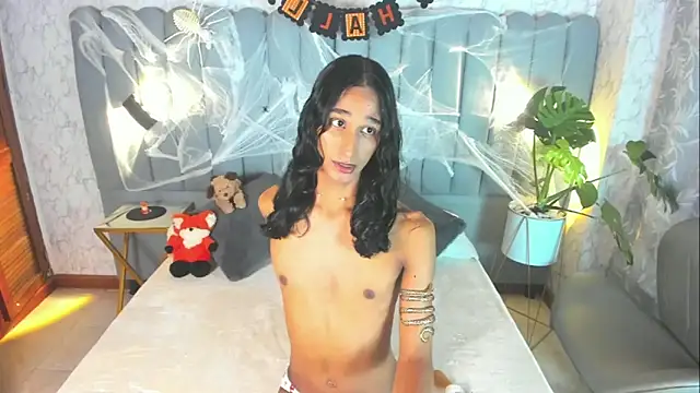 Snapshot of skyyfoxpraga chatting on 10.23.25 skyyfoxpraga online show from 10.23.25