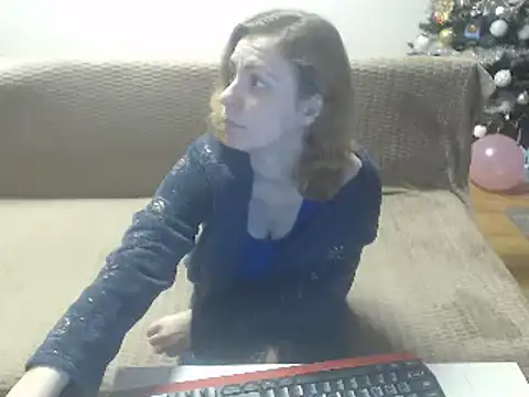 Snapshot of AngelAndDevil92 chatting on 12.10.24 AngelAndDevil92 online show from 12.10.24