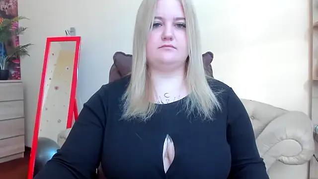 Doliss online show from 10.16.25