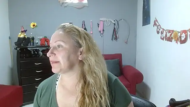 emperabigbootybigass online show from 03.19.25