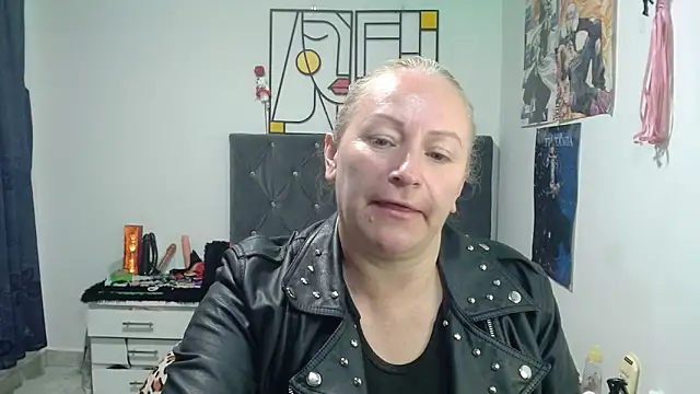 emperabigbootybigass online show from 05.22.26