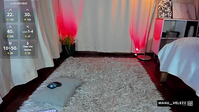 Manu Velez online show from 10.28.25