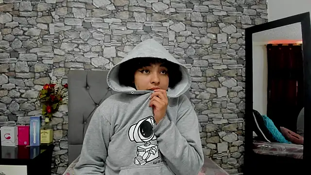 miku katsuragi online show from 10.04.25