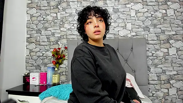 miku katsuragi online show from 10.15.25