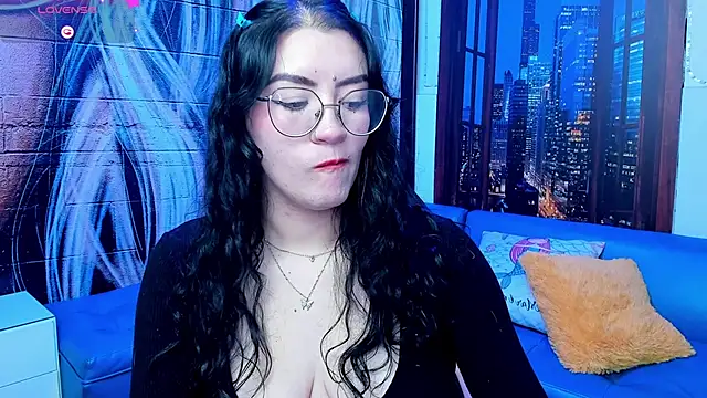 Violetaa diazz online show from 02.02.25