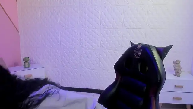 Violetaa diazz online show from 02.12.26