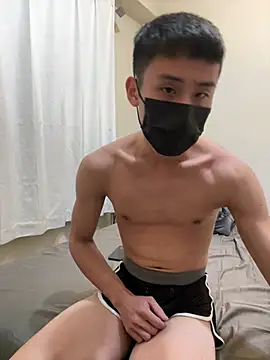 Benson18y online show from 01.04.25