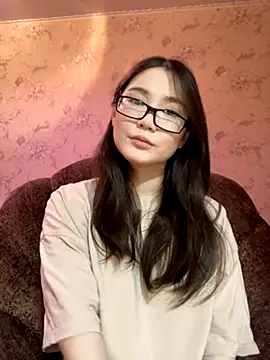 Milka23 online show from 10.19.25