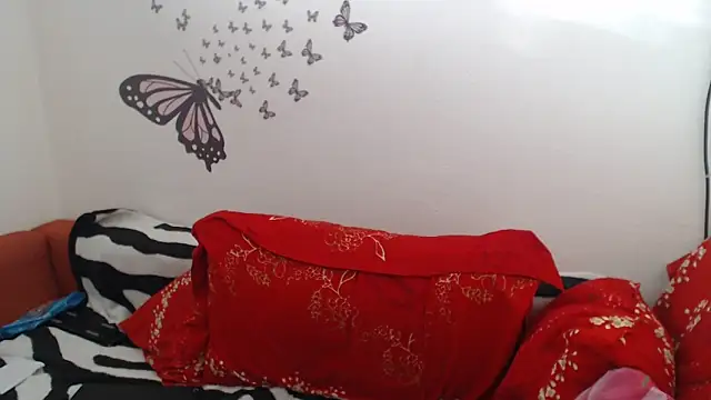 LadyHellene online show from 02.23.25