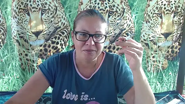 LadyHellene online show from 09.19.25