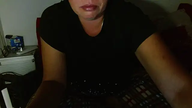 LadyHellene online show from 09.30.25