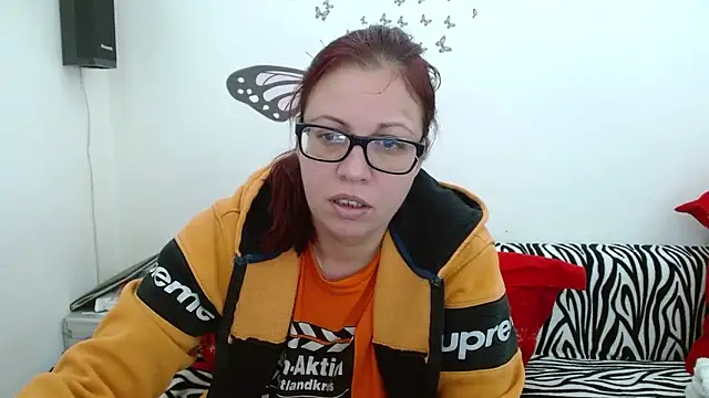 LadyHellene online show from 01.07.26