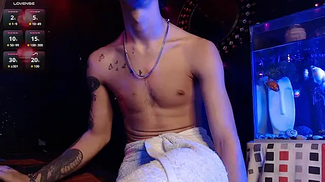 Godly huan online show from 12.21.25