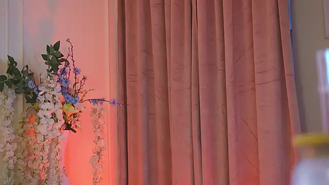 Amberseyes online show from 03.30.26