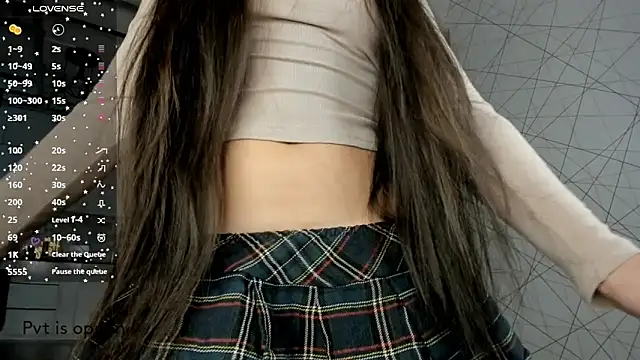 Snapshot of sailorrmoon chatting on 11.06.25 sailorrmoon online show from 11.06.25