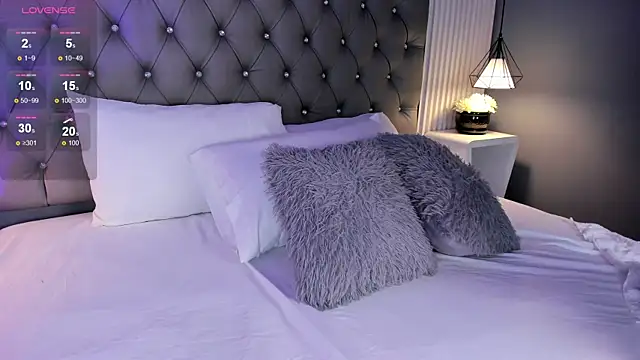 VioletthaRous online show from 02.25.26