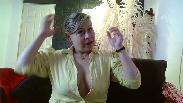 CINTHIA1609 online show from 12.15.25