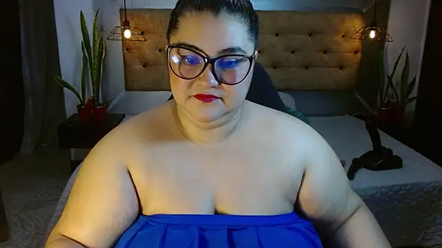 KATIIA16 online show from 10.12.25