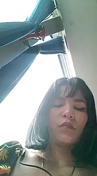 Snapshot of misskitty19-01 chatting on 12.17.24 misskitty19-01 online show from 12.17.24