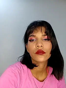 Snapshot of misskitty19-01 chatting on 01.12.25 misskitty19-01 online show from 01.12.25