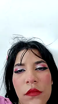 Snapshot of misskitty19-01 chatting on 01.12.25 misskitty19-01 online show from 01.12.25