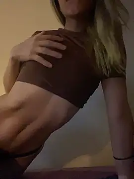 Carolinen online show from 04.06.26