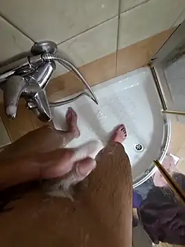 Snapshot of Alexxxmaster1312 chatting on 12.17.25 Alexxxmaster1312 online show from 12.17.25