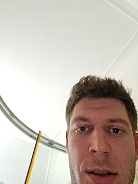 Snapshot of Alexxxmaster1312 chatting on 12.18.25 Alexxxmaster1312 online show from 12.18.25