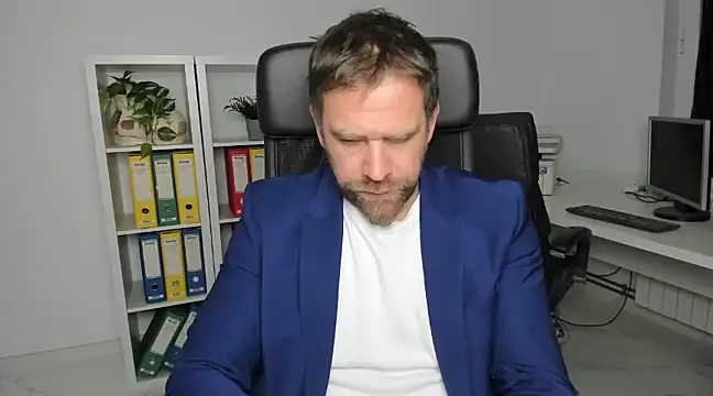 Snapshot of John-E-Dough chatting on 12.13.24 John-E-Dough online show from 12.13.24