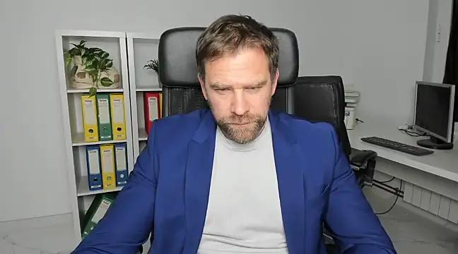 Snapshot of John-E-Dough chatting on 12.14.24 John-E-Dough online show from 12.14.24