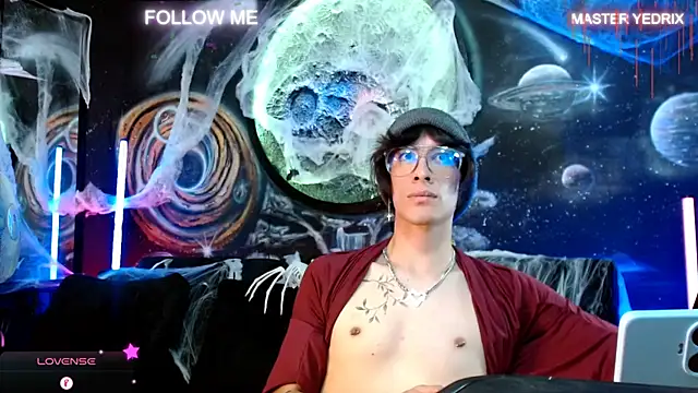 Snapshot of Yedrix chatting on 10.08.25 Yedrix online show from 10.08.25