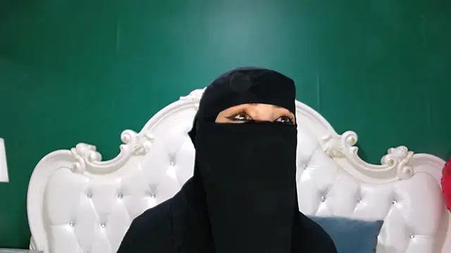 Hajar Kar online show from 02.28.25