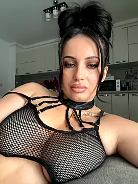 melissablack online show from 10.23.25